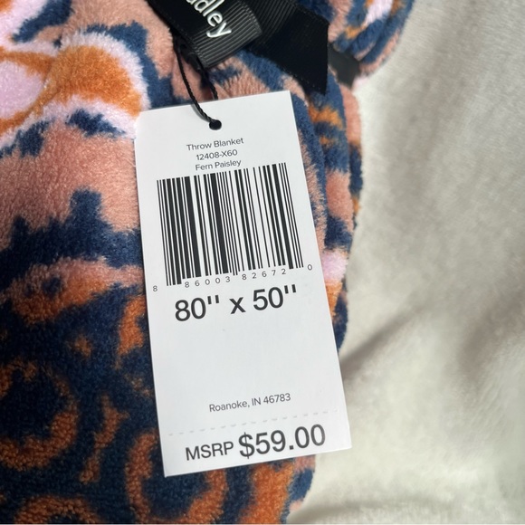 Vera Throw Blanket In Fern Paisley - Picture 2 of 3